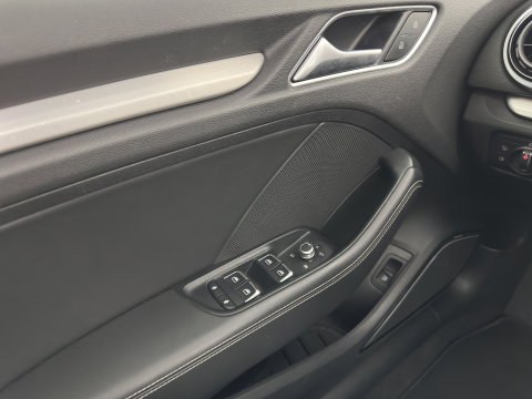 Audi A3 Sportback 1.4 e-tron PHEV S-Line Pro Line Plus (Plug-In) Aut. *PANO | DESIGN-LEATHER | B&O-AUDIO | NAVI-FULLMAP | HEATED-SPORTSEATS | CAMERA | KEYLESS | SHIFTPADDELS | FULL-LED | CRUISE | PDC | TOWBAR | 17"ALU*