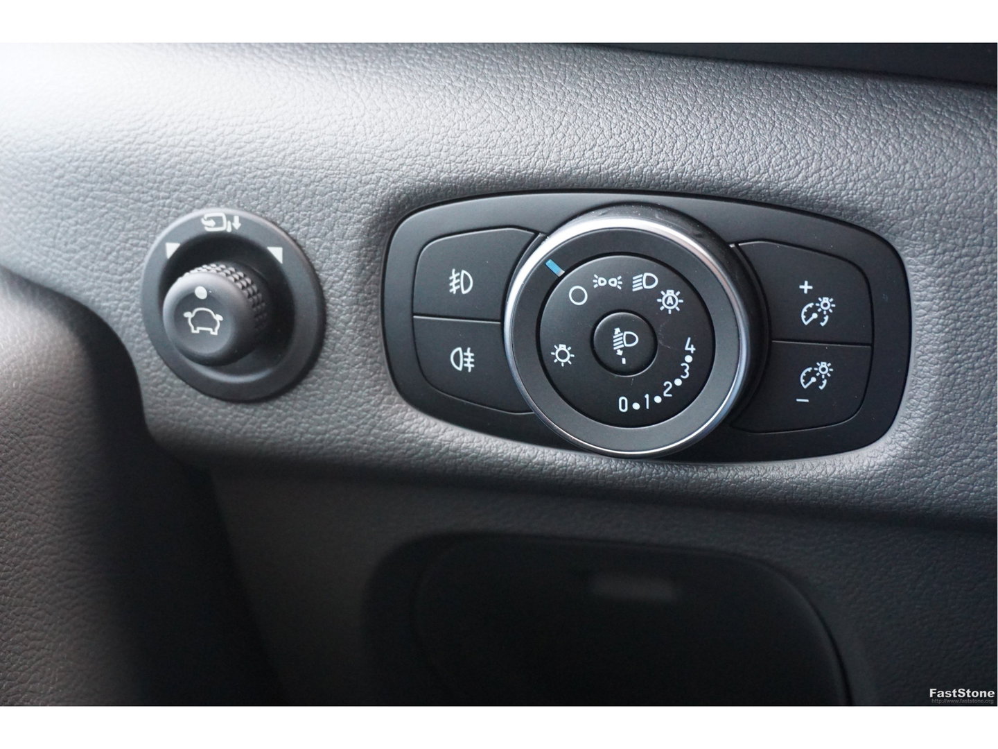 Ford Transit 350M 105PK L2H2 BPM VRIJ!! 12" Sync 4 Apple CP/Android A. Camera, Trekhaak!! NR. A19