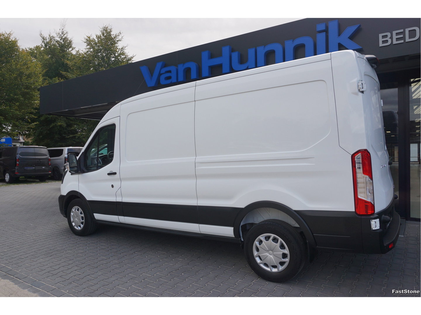 Ford Transit 350L 130PK L3H2 Trend BPM VRIJ!! 12" Sync Navi, Camera, Adap. Cruise, Trekhaak!! NR. A18