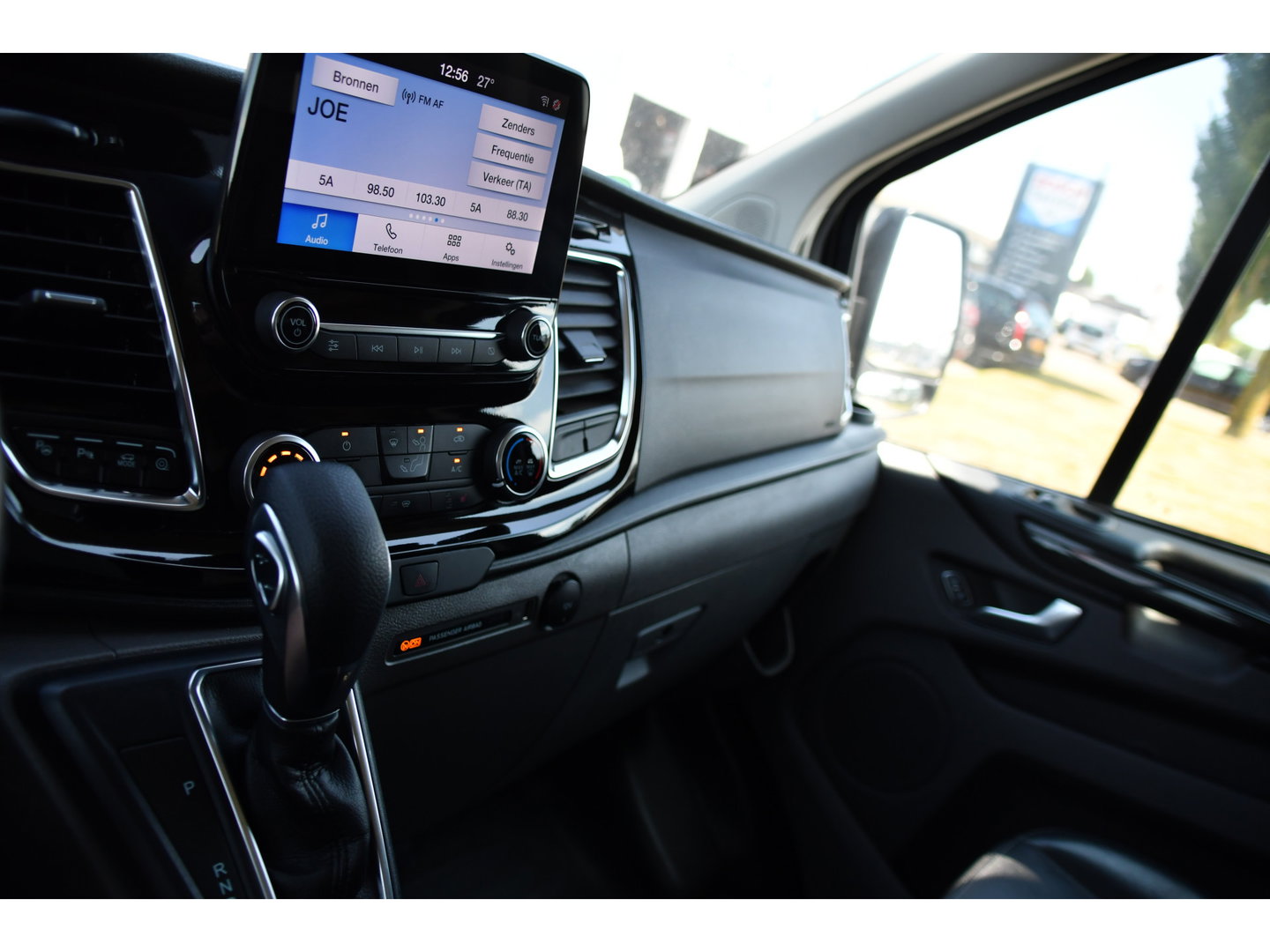 Ford Transit Custom 320 2.0 TDCI L2H1 Sport Black Edition Full Options! adaptieve Cruise, Camera, Carplay, Leder, Stoelverwarming, 185pk, LED, Automaat, Uniek!