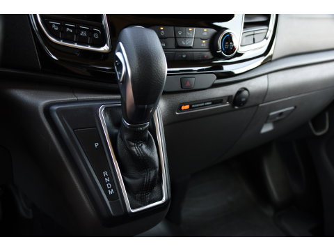 Ford Transit Custom 320 2.0 TDCI L2H1 Sport Black Edition Full Options! adaptieve Cruise, Camera, Carplay, Leder, Stoelverwarming, 185pk, LED, Automaat, Uniek!
