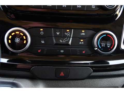 Ford Transit Custom 320 2.0 TDCI L2H1 Sport Black Edition Full Options! adaptieve Cruise, Camera, Carplay, Leder, Stoelverwarming, 185pk, LED, Automaat, Uniek!