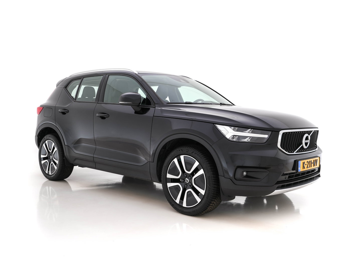 Volvo XC40 1.5 T3 Inscription Aut. *NAVI-FULLMAP | FULL-LED | LEATHER | DIGI-COCKPIT | CAMERA | BLIS | LANE-ASSIST | COMFORTSEATS | ECC | PDC | CRUISE | 19"ALU*