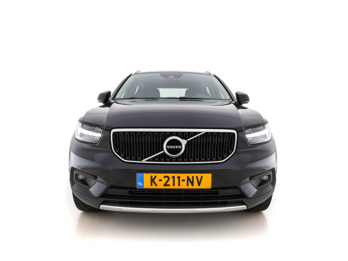 Volvo XC40 1.5 T3 Inscription Aut. *NAVI-FULLMAP | FULL-LED | LEATHER | DIGI-COCKPIT | CAMERA | BLIS | LANE-ASSIST | COMFORTSEATS | ECC | PDC | CRUISE | 19"ALU*