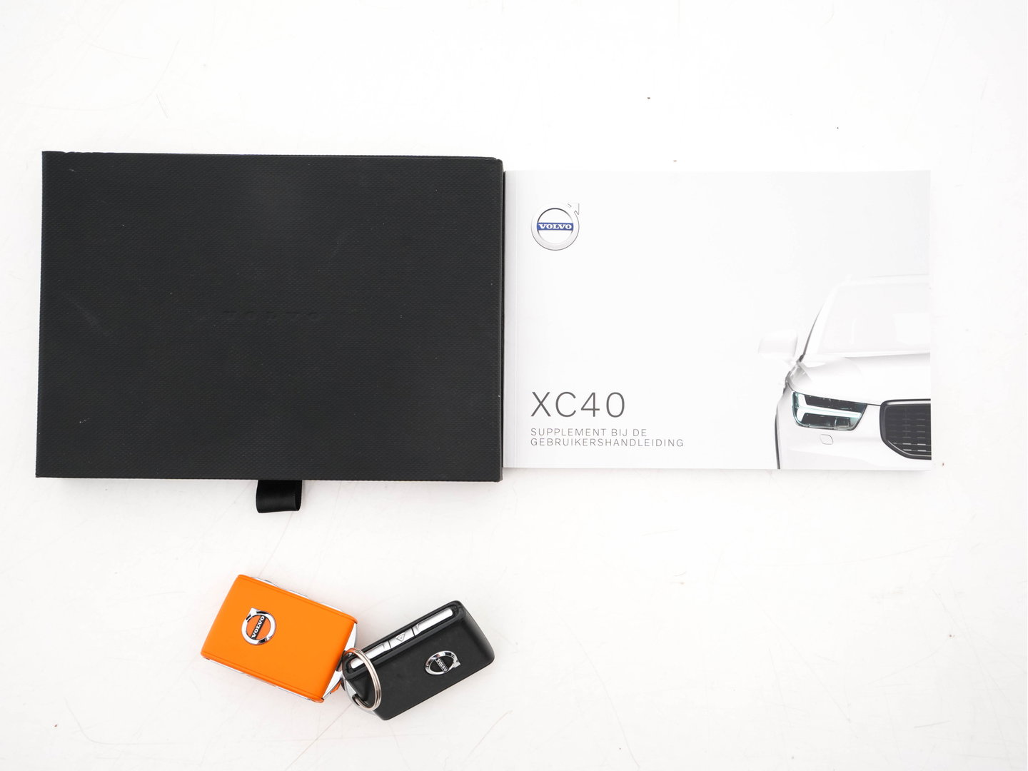 Volvo XC40 1.5 T3 Inscription Aut. *NAVI-FULLMAP | FULL-LED | LEATHER | DIGI-COCKPIT | CAMERA | BLIS | LANE-ASSIST | COMFORTSEATS | ECC | PDC | CRUISE | 19"ALU*