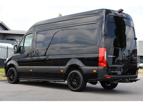 Mercedes-Benz Sprinter 316 1.9 CDI L2H2 RWD AMG Black Edition Camera, Cruise, Carplay, Automaat, 170PK, Standkachel, Multimedia, UNIEK!