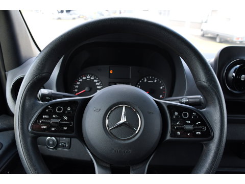 Mercedes-Benz Sprinter 316 1.9 CDI L2H2 RWD AMG Black Edition Camera, Cruise, Carplay, Automaat, 170PK, Standkachel, Multimedia, UNIEK!