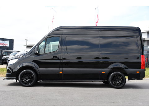 Mercedes-Benz Sprinter 316 1.9 CDI L2H2 RWD AMG Black Edition Camera, Cruise, Carplay, Automaat, 170PK, Standkachel, Multimedia, UNIEK!