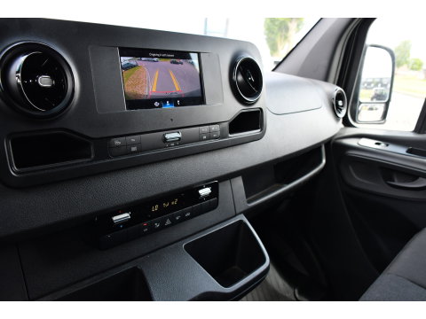 Mercedes-Benz Sprinter 316 1.9 CDI L2H2 RWD AMG Black Edition Camera, Cruise, Carplay, Automaat, 170PK, Standkachel, Multimedia, UNIEK!