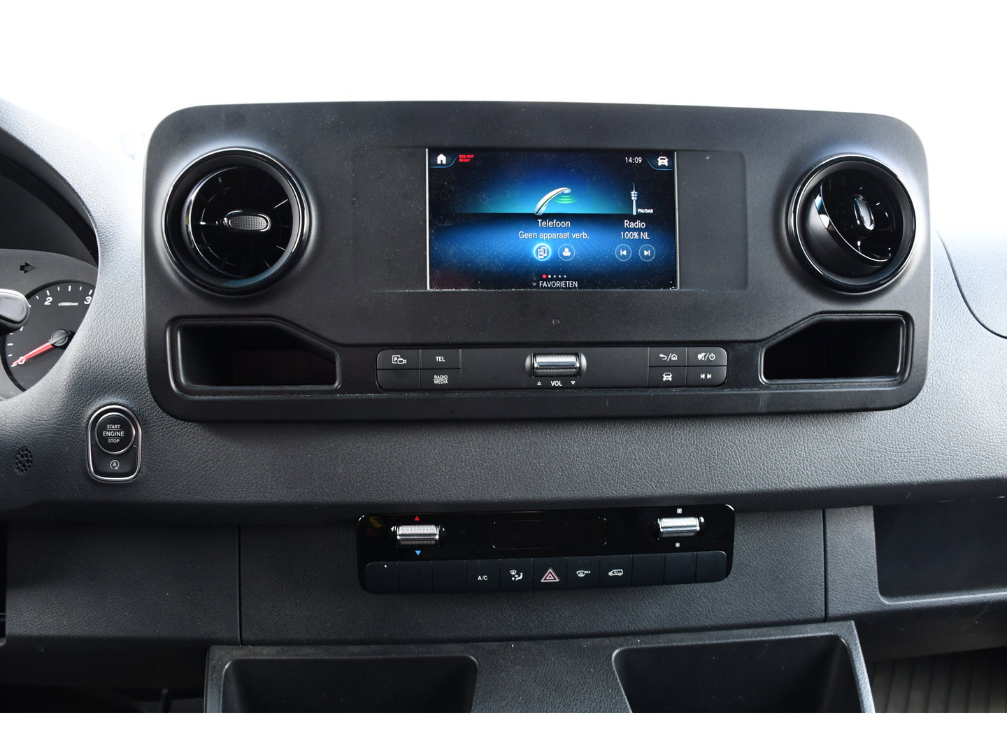 Mercedes-Benz Sprinter 316 1.9 CDI L2H2 RWD AMG Black Edition Camera, Cruise, Carplay, Automaat, 170PK, Standkachel, Multimedia, UNIEK!