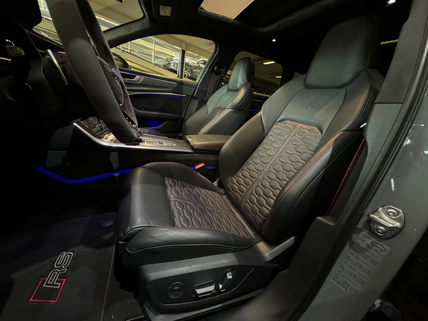 Audi RS6 RS 6 TFSI quattro Ceramic|B&O 3D|4-Wielsturing|Carbon|360 Camera