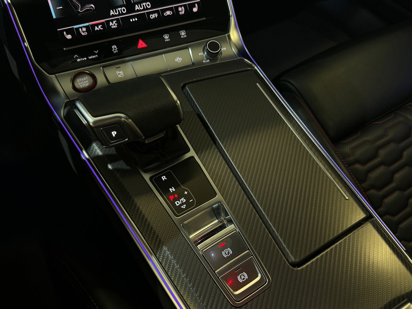 Audi RS6 RS 6 TFSI quattro Ceramic|B&O 3D|4-Wielsturing|Carbon|360 Camera