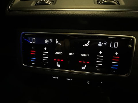 Audi RS6 RS 6 TFSI quattro Ceramic|B&O 3D|4-Wielsturing|Carbon|360 Camera