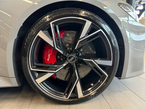 Audi RS6 RS 6 TFSI quattro Ceramic|B&O 3D|4-Wielsturing|Carbon|360 Camera