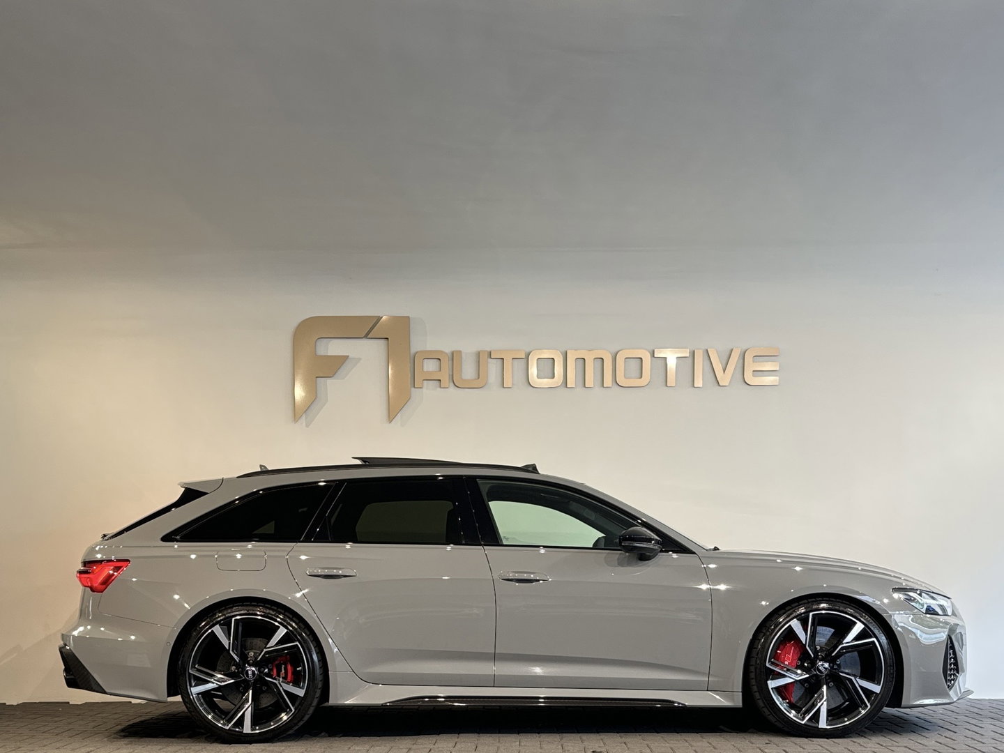 Audi RS6 RS 6 TFSI quattro Ceramic|B&O 3D|4-Wielsturing|Carbon|360 Camera