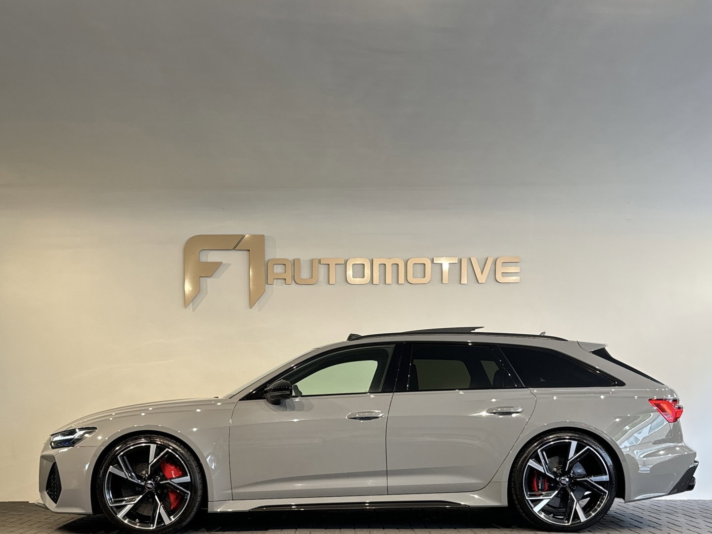 Audi RS6 RS 6 TFSI quattro Ceramic|B&O 3D|4-Wielsturing|Carbon|360 Camera