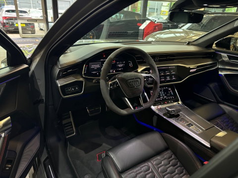 Audi RS6 RS 6 TFSI quattro Ceramic|B&O 3D|4-Wielsturing|Carbon|360 Camera