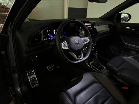 Volkswagen T-Roc 1.5 TSI Life Business Pano|Dodehoek|ACC|Memory|Keyless|Camera