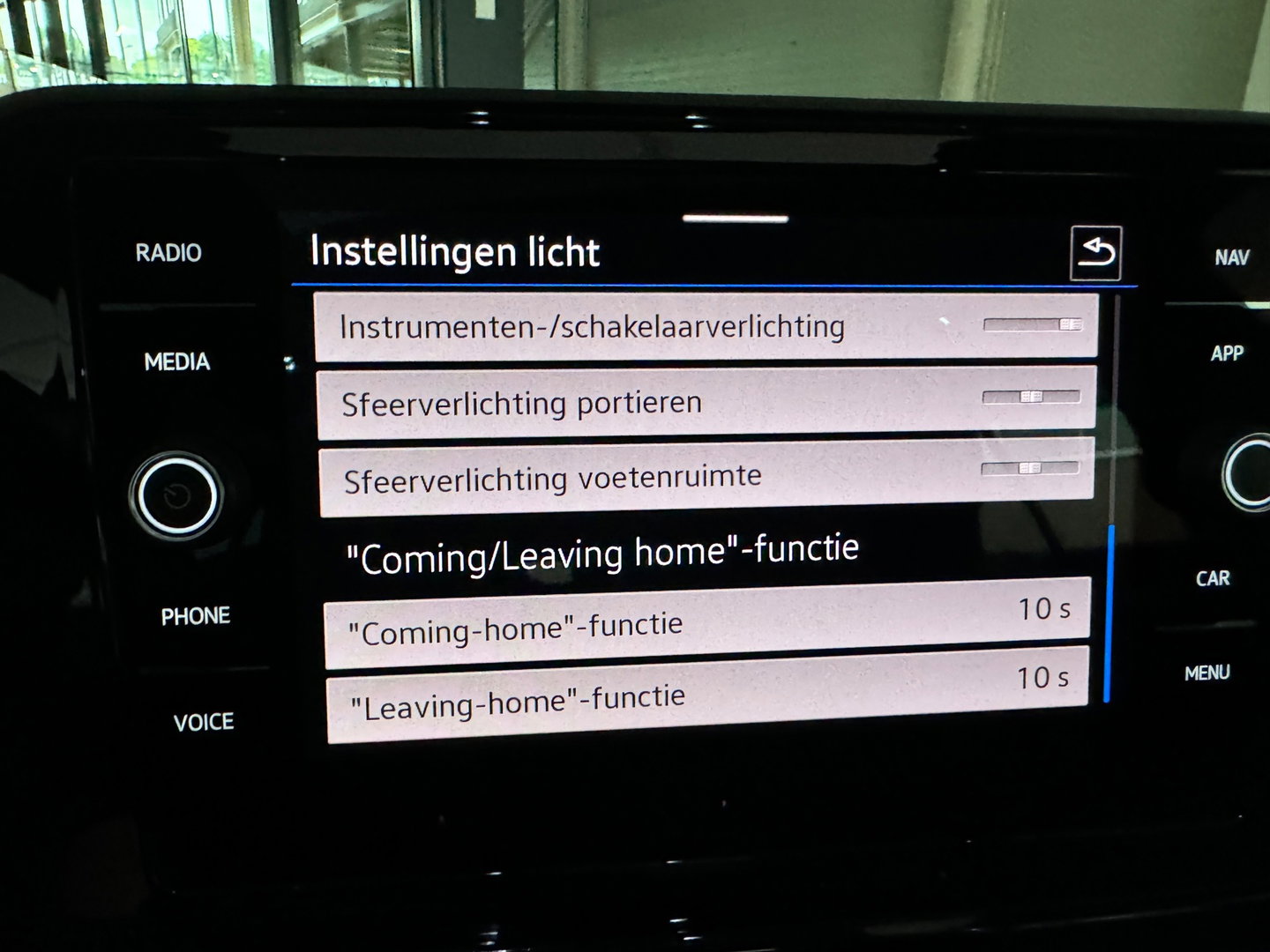 Volkswagen T-Roc 1.5 TSI Life Business Pano|Dodehoek|ACC|Memory|Keyless|Camera