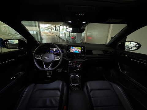 Volkswagen T-Roc 1.5 TSI Life Business Pano|Dodehoek|ACC|Memory|Keyless|Camera