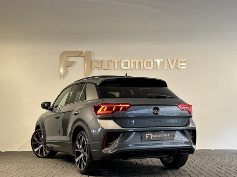 Volkswagen T-Roc 1.5 TSI Life Business Pano|Dodehoek|ACC|Memory|Keyless|Camera