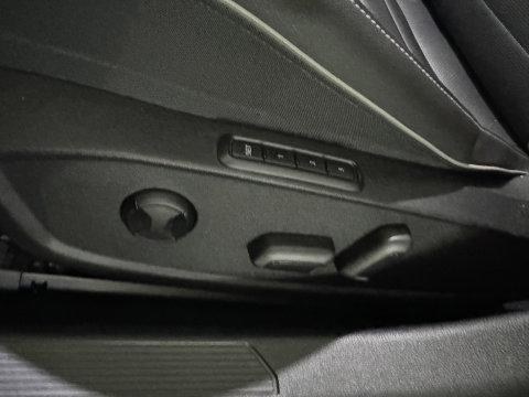 Volkswagen Golf 2.0 TDI GTD Pano|H/K|HuD|Trekhaak|Memory|Leer|BlindSpot