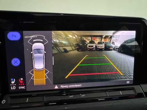 Volkswagen Golf 2.0 TDI GTD Pano|H/K|HuD|Trekhaak|Memory|Leer|BlindSpot