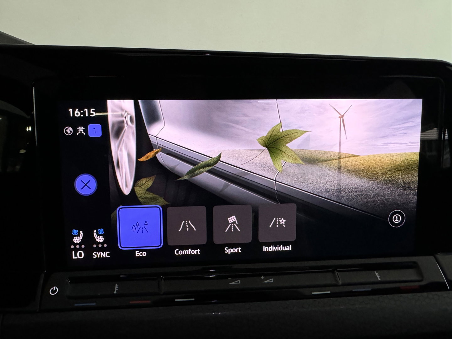 Volkswagen Golf 2.0 TDI GTD Pano|H/K|HuD|Trekhaak|Memory|Leer|BlindSpot