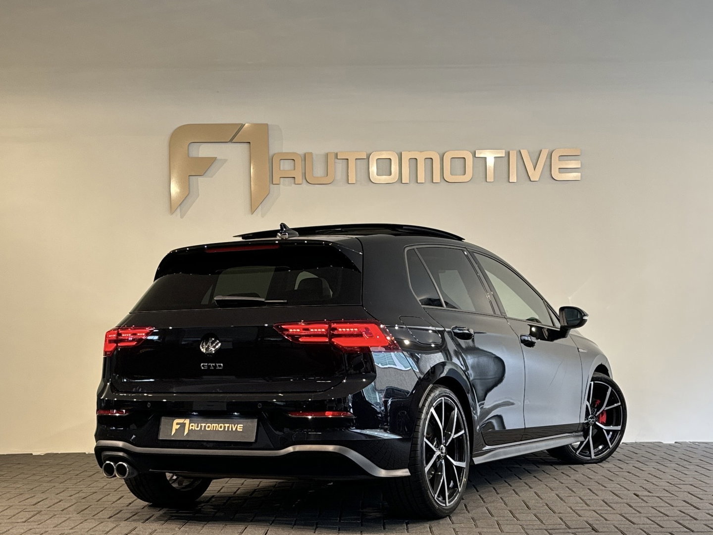 Volkswagen Golf 2.0 TDI GTD Pano|H/K|HuD|Trekhaak|Memory|Leer|BlindSpot