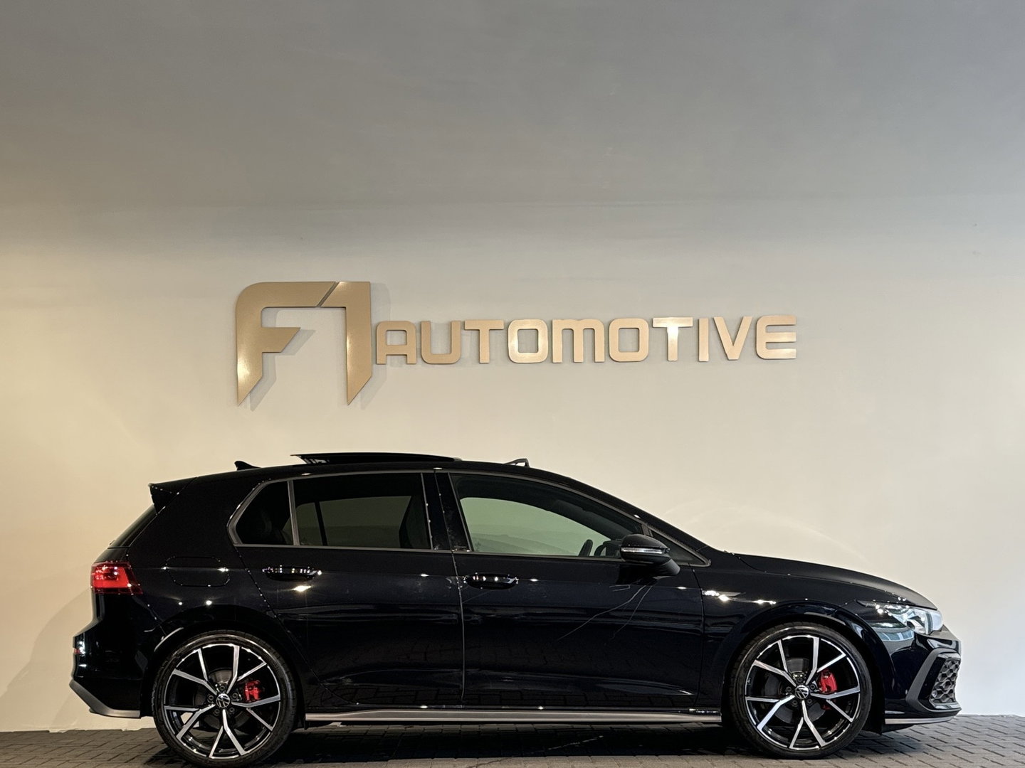 Volkswagen Golf 2.0 TDI GTD Pano|H/K|HuD|Trekhaak|Memory|Leer|BlindSpot
