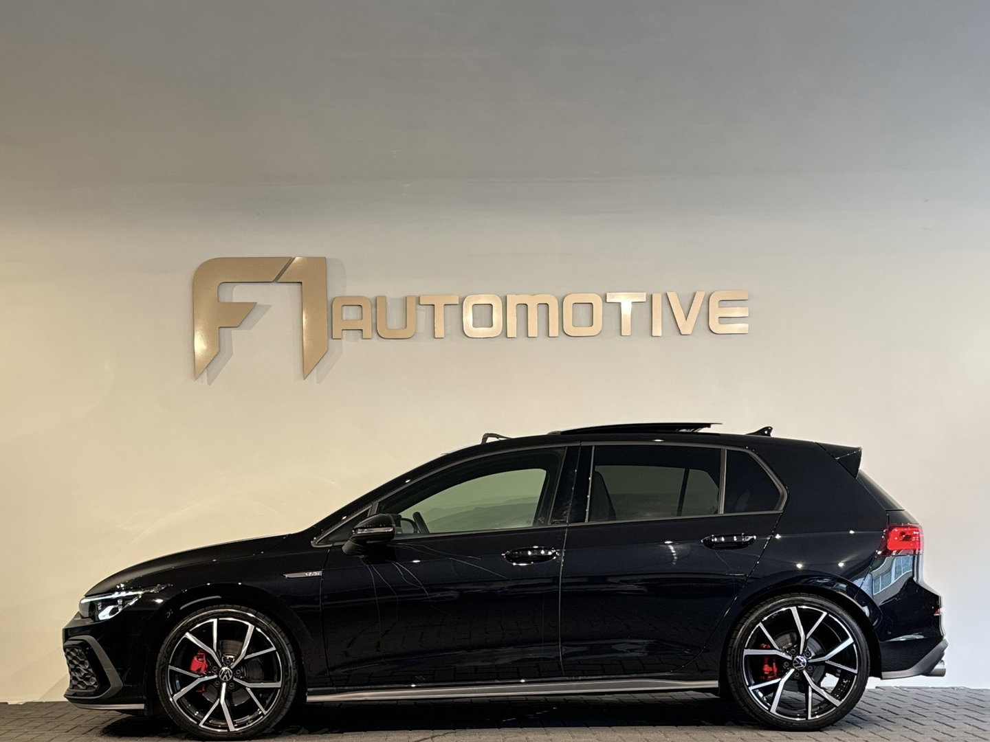 Volkswagen Golf 2.0 TDI GTD Pano|H/K|HuD|Trekhaak|Memory|Leer|BlindSpot