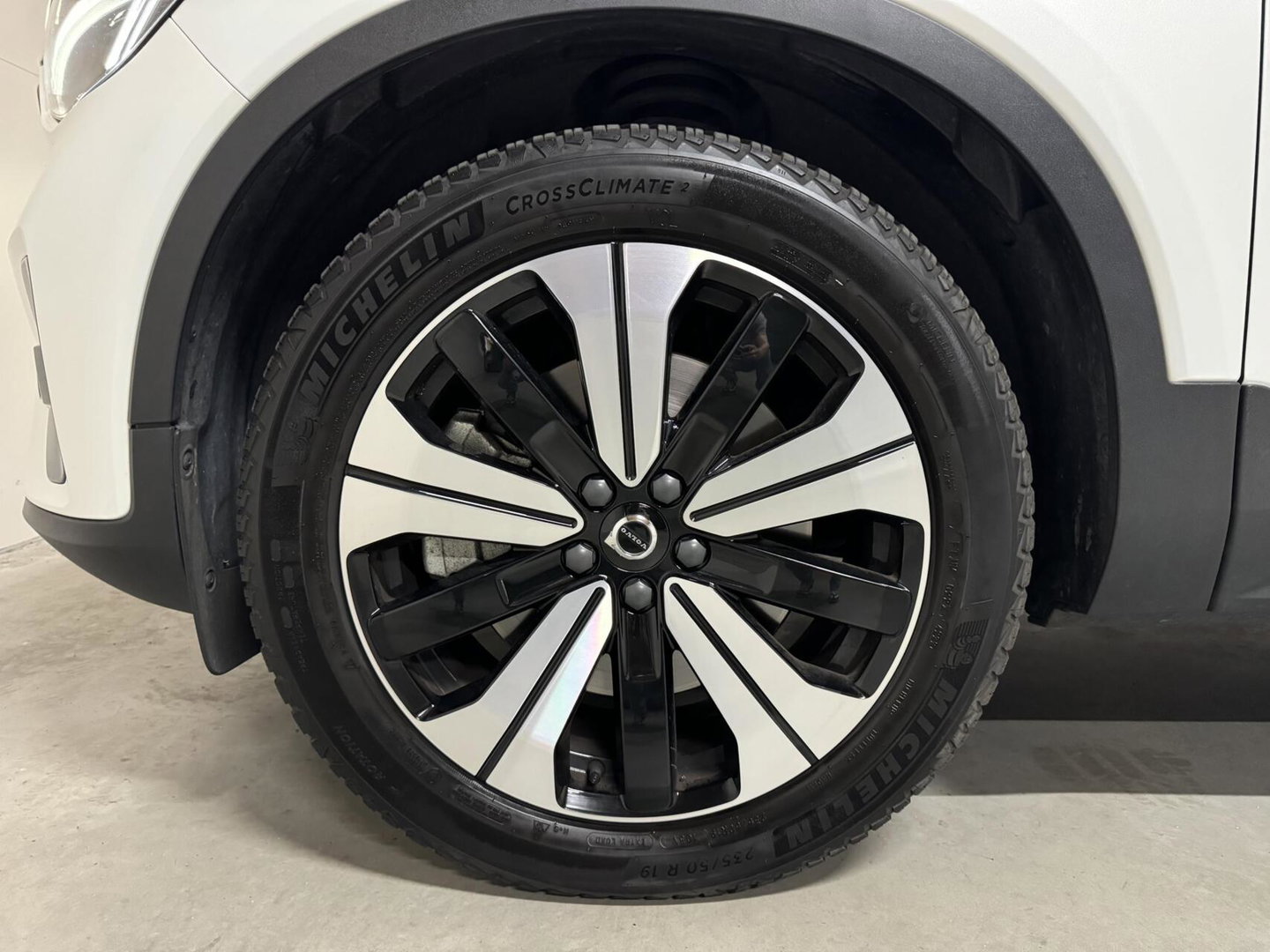 Volvo XC40 1.5 T5 Plug-in Hybrid Ultimate Dark Pano H/K 360° Memory Autopilot