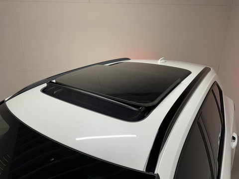 Volvo XC40 1.5 T5 Plug-in Hybrid Ultimate Dark Pano H/K 360° Memory Autopilot