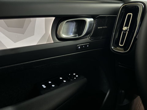 Volvo XC40 1.5 T5 Plug-in Hybrid Ultimate Dark Pano H/K 360° Memory Autopilot