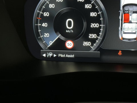 Volvo XC40 1.5 T5 Plug-in Hybrid Ultimate Dark Pano H/K 360° Memory Autopilot