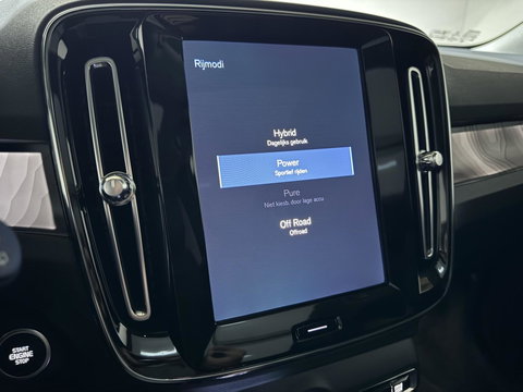 Volvo XC40 1.5 T5 Plug-in Hybrid Ultimate Dark Pano H/K 360° Memory Autopilot