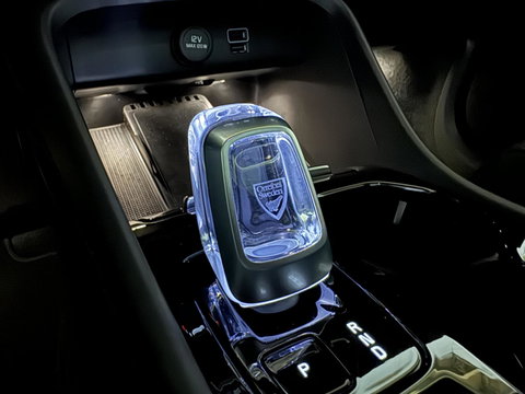 Volvo XC40 1.5 T5 Plug-in Hybrid Ultimate Dark Pano H/K 360° Memory Autopilot