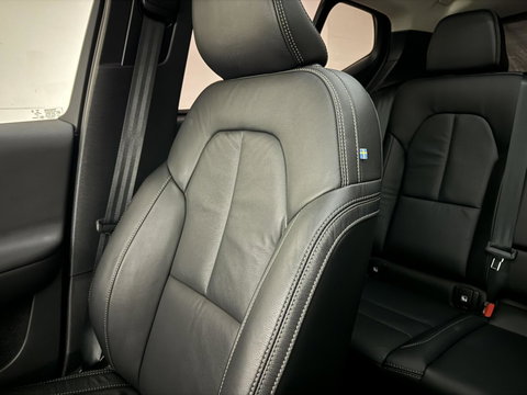 Volvo XC40 1.5 T5 Plug-in Hybrid Ultimate Dark Pano H/K 360° Memory Autopilot