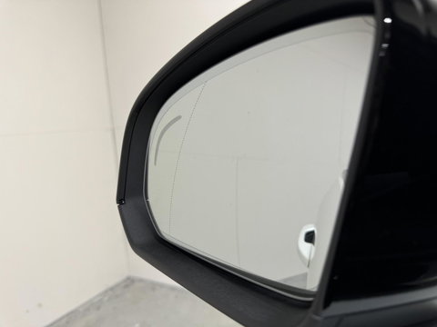 Volvo XC40 1.5 T5 Plug-in Hybrid Ultimate Dark Pano H/K 360° Memory Autopilot