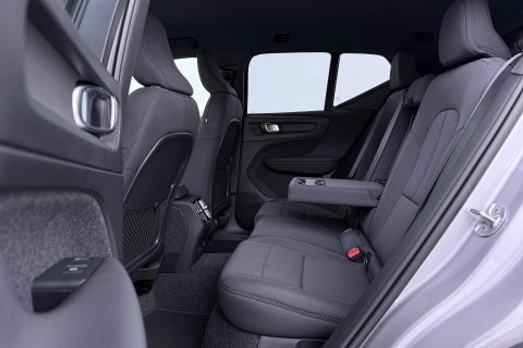 Volvo EX40 Single Motor Extended Range Plus 82 kWh | ACC | 360° Camera | Stoel+Stuurverwarming | Harman/Kardon | BLIS