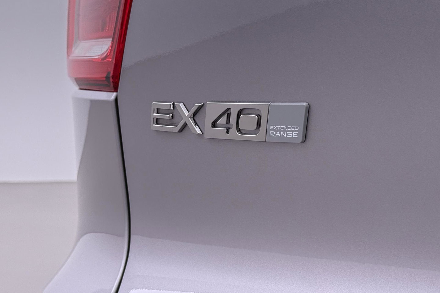 Volvo EX40 Single Motor Extended Range Plus 82 kWh | ACC | 360° Camera | Stoel+Stuurverwarming | Harman/Kardon | BLIS