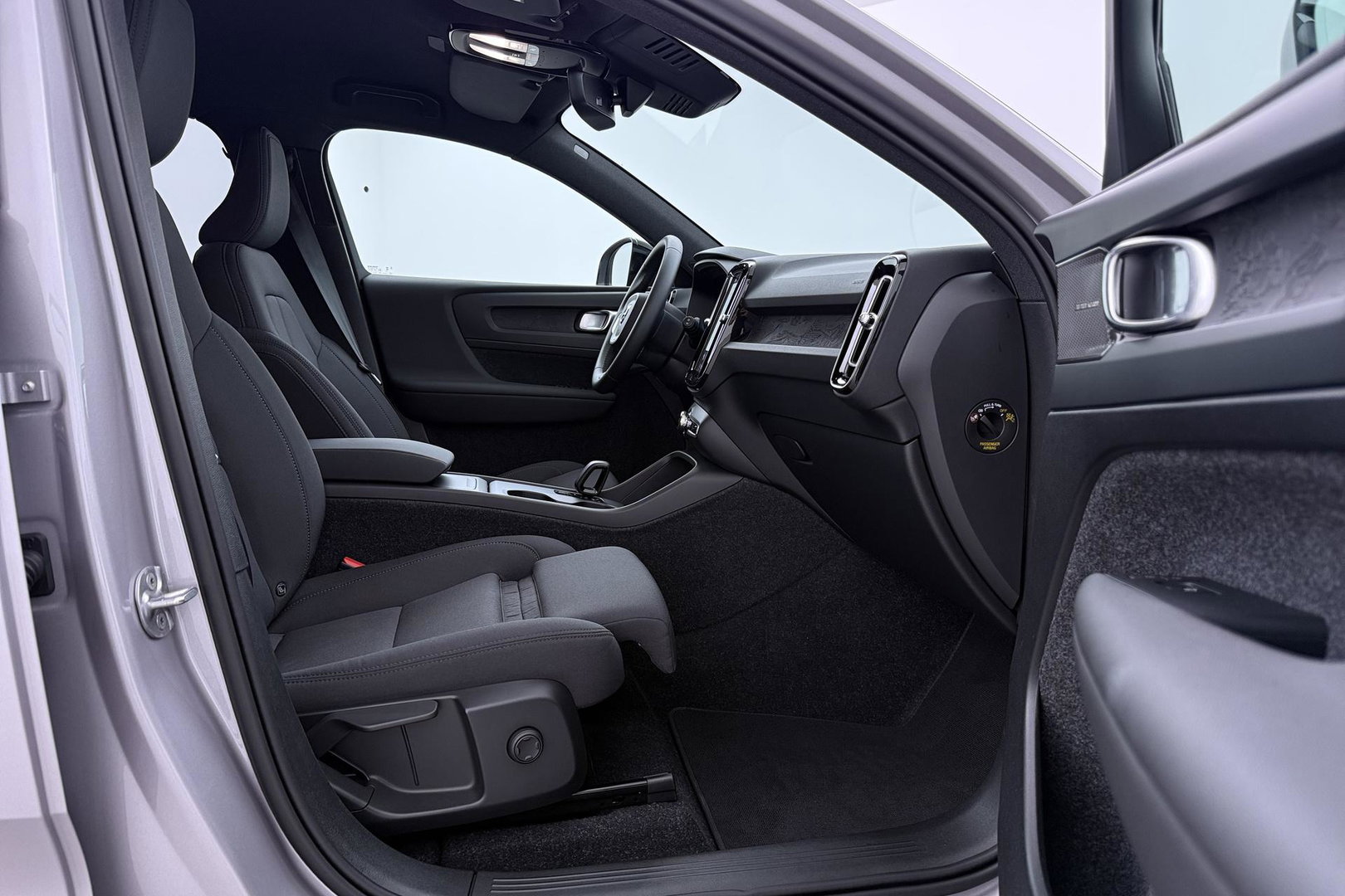 Volvo EX40 Single Motor Extended Range Plus 82 kWh | ACC | 360° Camera | Stoel+Stuurverwarming | Harman/Kardon | BLIS