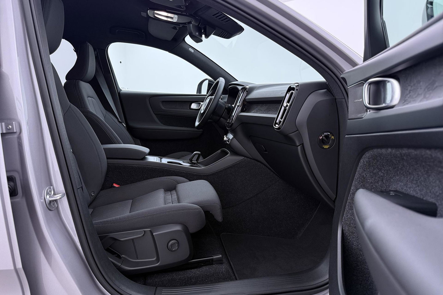 Volvo EX40 Single Motor Extended Range Plus 82 kWh | ACC | 360° Camera | Stoel+Stuurverwarming | Harman/Kardon | BLIS