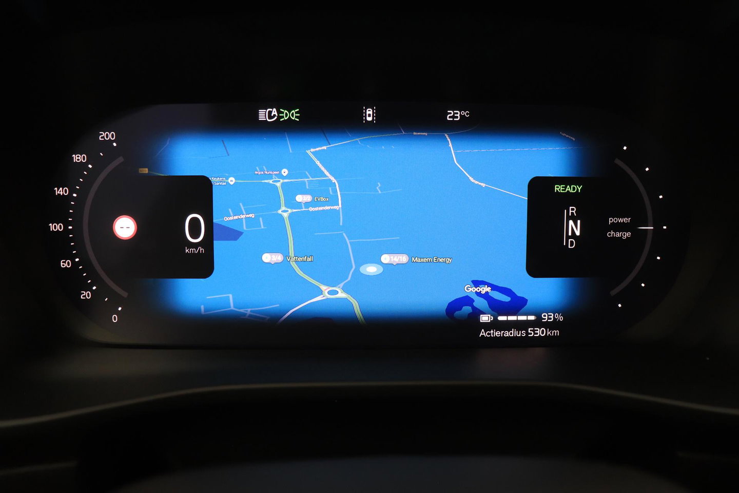 Volvo EX40 Twin Motor Plus Black Edition 82 kWh | ACC | Panoramadak | 360° Camera | Harman/Kardon | Stoel+Stuurverwarming | 20 Inch