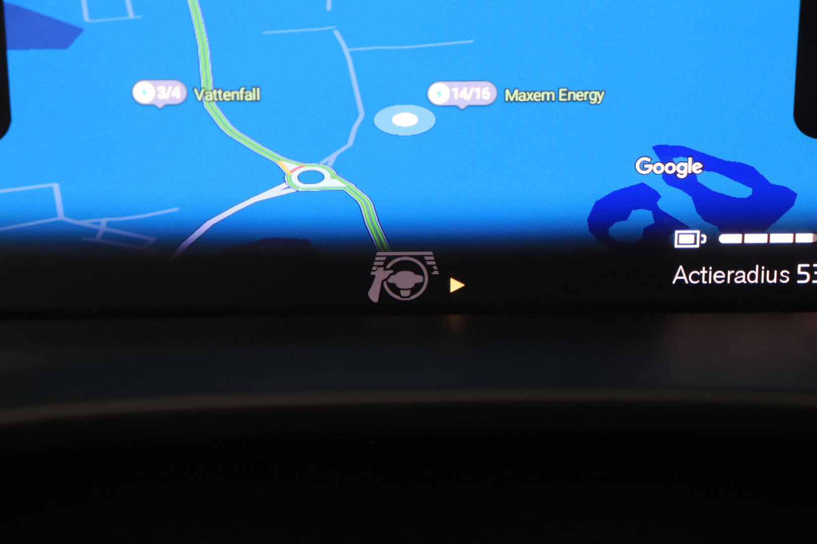 Volvo EX40 Twin Motor Plus Black Edition 82 kWh | ACC | Panoramadak | 360° Camera | Harman/Kardon | Stoel+Stuurverwarming | 20 Inch