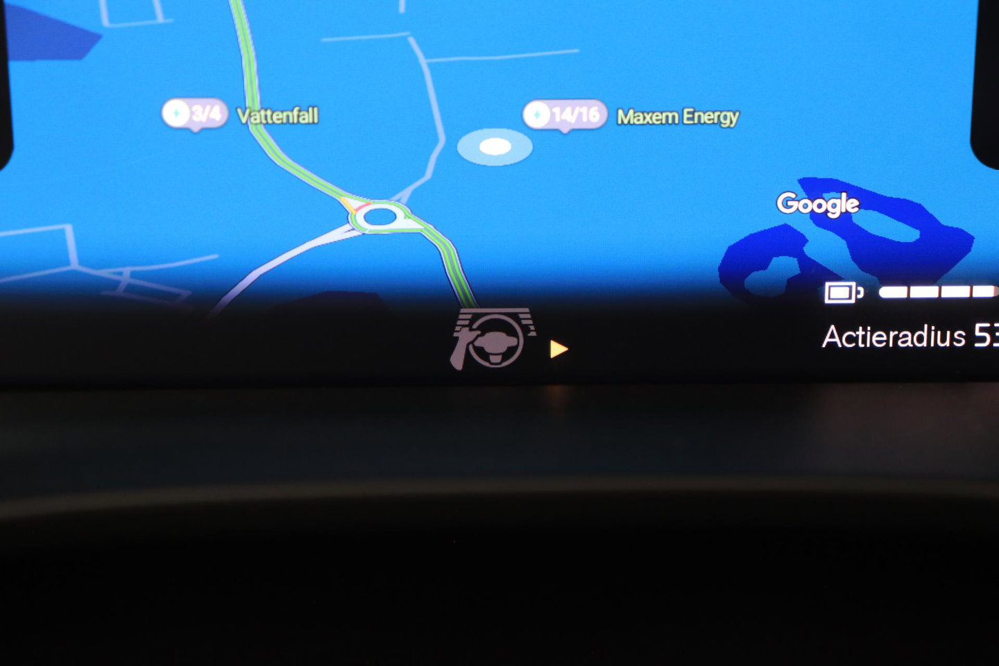 Volvo EX40 Twin Motor Plus Black Edition 82 kWh | ACC | Panoramadak | 360° Camera | Harman/Kardon | Stoel+Stuurverwarming | 20 Inch