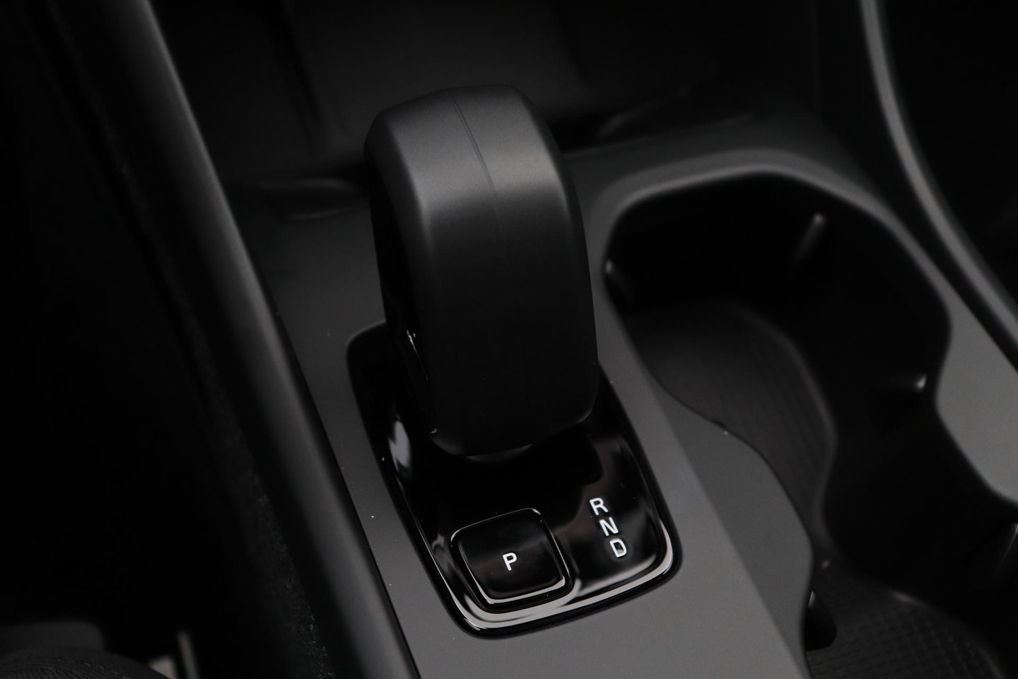 Volvo EX40 Twin Motor Plus Black Edition 82 kWh | ACC | Panoramadak | 360° Camera | Harman/Kardon | Stoel+Stuurverwarming | 20 Inch