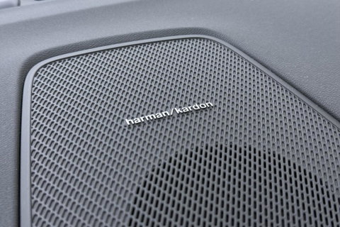 Volvo XC60 T8 Plug-in hybrid Plus Dark | ACC | Harman/Kardon | Panoramadak | Head-Up | Memory | Stoelventilatie