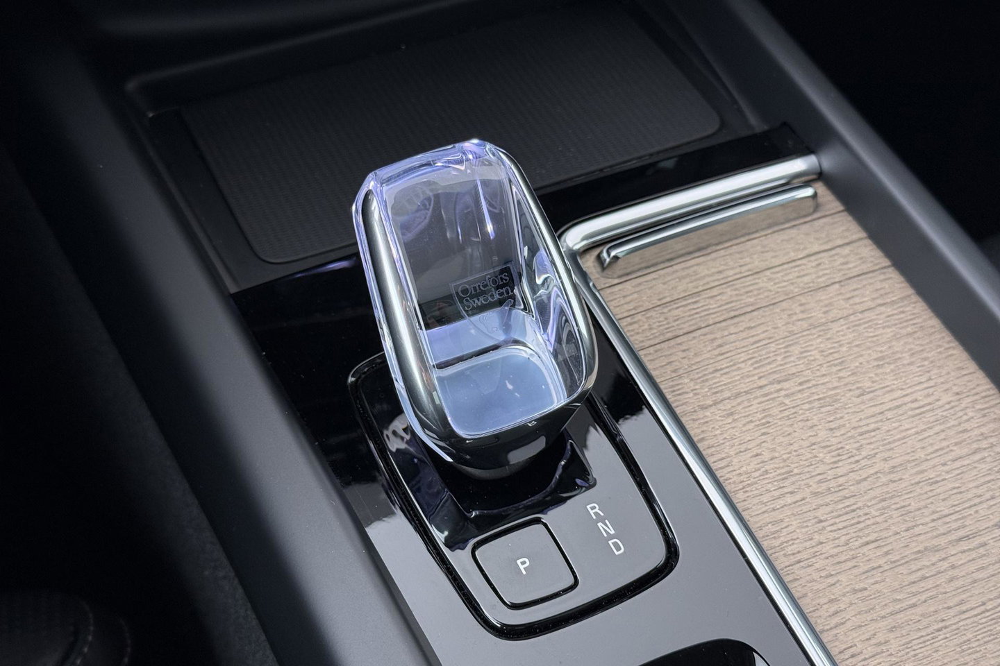 Volvo XC60 T8 Plug-in hybrid Plus Dark | ACC | Harman/Kardon | Panoramadak | Head-Up | Memory | Stoelventilatie