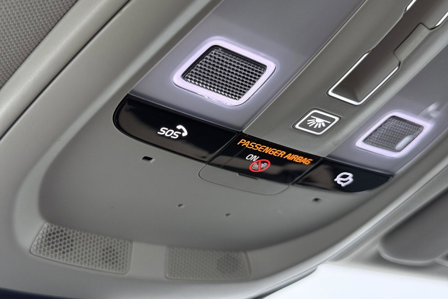 Volvo XC60 T8 Plug-in hybrid Plus Dark | ACC | Harman/Kardon | Panoramadak | Head-Up | Memory | Stoelventilatie